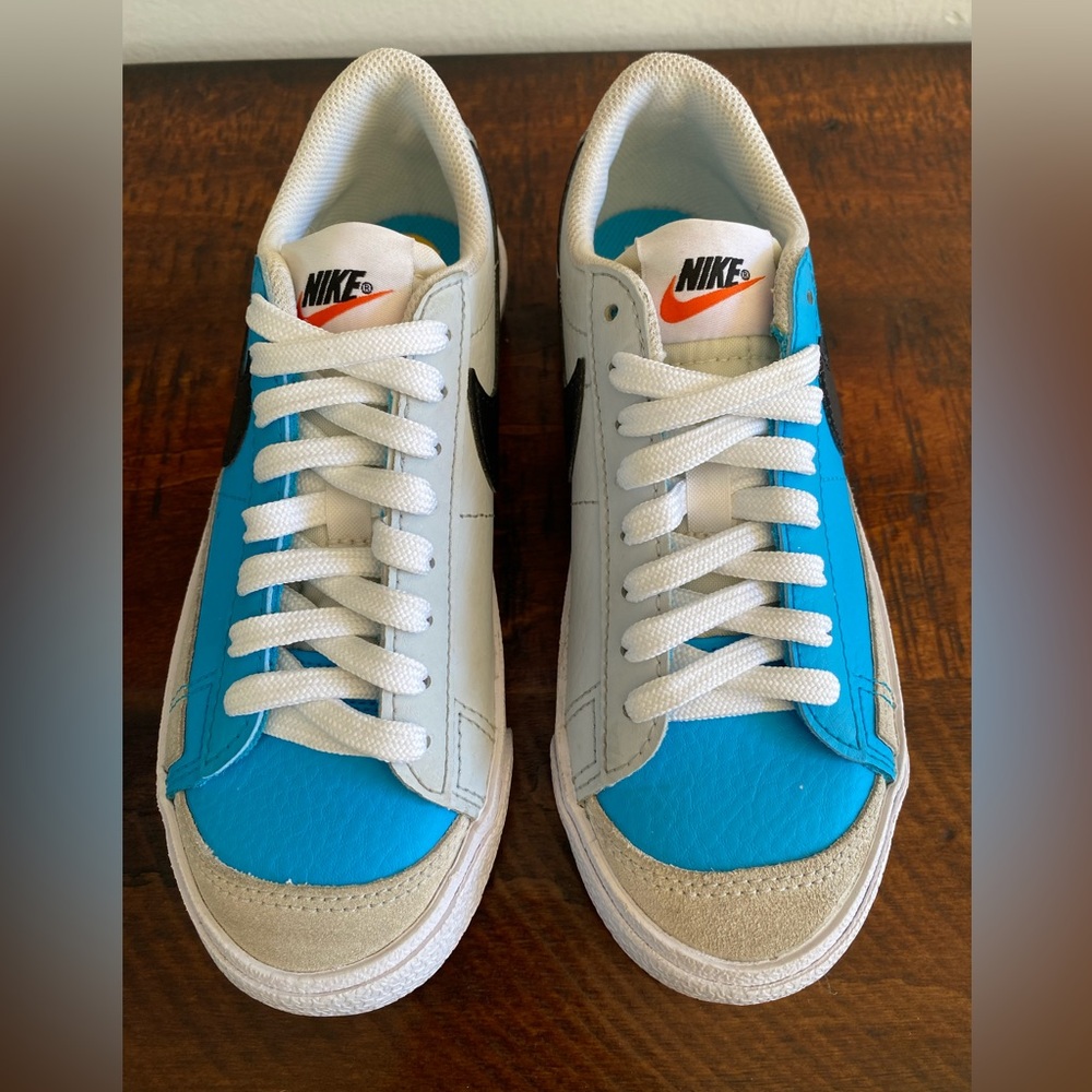 NIKE BLAZER  CASUAL/SKATE SHOES KIDS/YOUTH  SIZE 3.5 BLUE GRAY